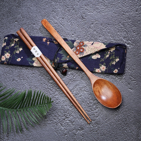 Japanese Wooden Tableware Set Portable Chopsticks Spoon Cutlery Set Travel Dinnerware Suit 1 Pairs Chopstick +1 Spoons