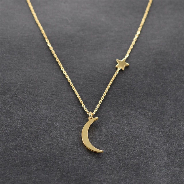 Simple Star & Moon Pendant Necklace